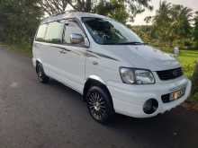 Toyota Noah 1998 Van