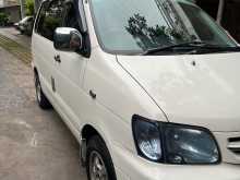 Toyota Noah 1998 Van