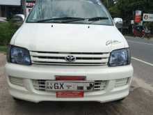 Toyota Noah 1999 Van