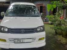 Toyota Noah 2000 Van
