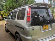 Toyota Noah 2000 Van