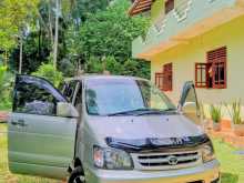 Toyota Noah 2000 Van