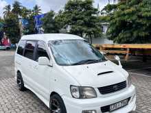 Toyota Noah 2001 Van