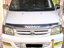 Toyota Noah 2002 Van