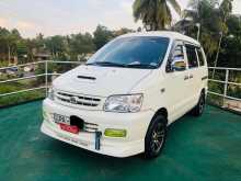 Toyota Noah 2002 Van