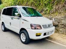 Toyota Noah 2004 Van