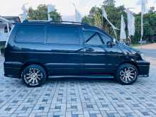 Toyota Noah 2004 Van