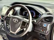 https://riyasewana.com/uploads/toyota-noah-2014-113224212233.jpg
