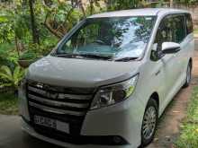 Toyota Noah 2014 Van