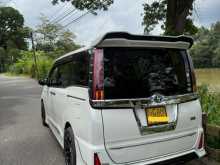 https://riyasewana.com/uploads/toyota-noah-2015-1816025712322.jpg