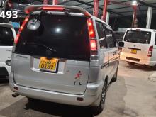 https://riyasewana.com/uploads/toyota-noah-2120490417465.jpg
