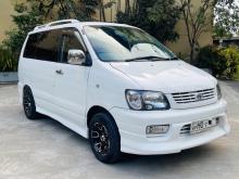 Toyota Noah 2000 Van