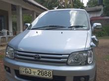 Toyota Noah 2001 Van