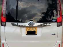 https://riyasewana.com/uploads/toyota-noah-248471322453.jpg