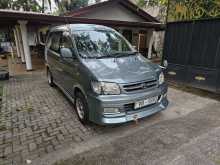 Toyota Noah 2000 Van