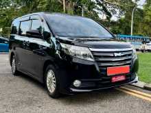 Toyota Noah 2014 Van