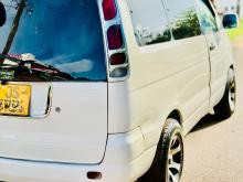 Toyota Noah 1998 Van