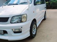 Toyota Noah 2005 Van