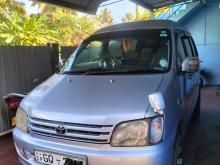Toyota NOAH 2002 Van