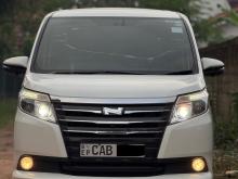 Toyota Noah 2014 Van