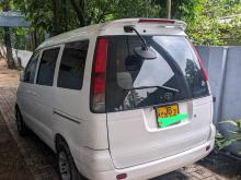 Toyota Noah 2004 Van