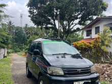 Toyota Noah Cr 2000 Van