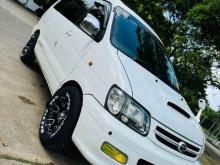 Toyota Noah CR40 2001 Van