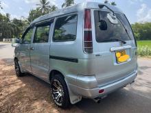https://riyasewana.com/uploads/toyota-noah-cr41-121234386934.jpg