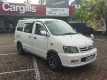 Toyota NOAH CR42 2005 Van