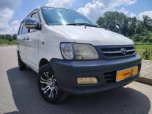 Toyota Noah GL EFI 7K 2012 Van