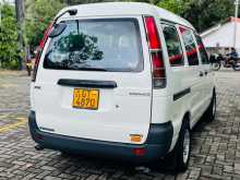 https://riyasewana.com/uploads/toyota-noah-kr41-2002-2117365712753.jpg