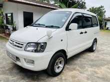 Toyota Noah KR42 1998 Van