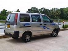 Toyota Noah KR42 1999 Van