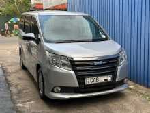 Toyota Noah Voxy 2014 Van