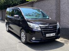 Toyota Noah Voxy 2014 Van