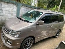 Toyota Noah 2001 Van