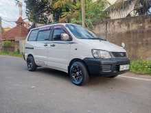 Toyota Noah KR42 2005 Van