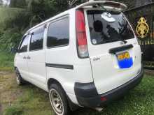 Toyota Noah Kr42 2005 Van