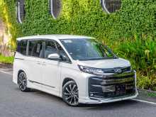 Toyota Noah Voxy Sz 2025 Van