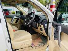 https://riyasewana.com/uploads/toyota-pardo-tzg-2015-18583412703.jpg