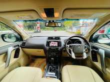 https://riyasewana.com/uploads/toyota-pardo-tzg-2015-18583412792.jpg