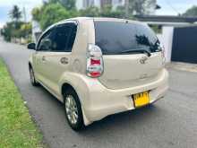 Toyota Passo Hana G 2010 Car