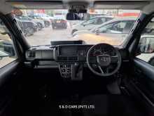 https://riyasewana.com/uploads/toyota-pixis--2023-113202112214.jpg