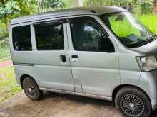 Toyota Pixis 2014 Van