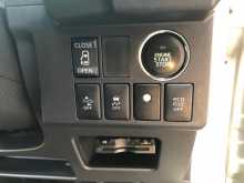 https://riyasewana.com/uploads/toyota-pixis-wagon-471745725.jpg