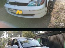 Toyota Platz 2000 Car