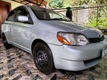 Toyota Platz 2000 Car