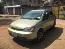 Toyota Platz 2000 Car