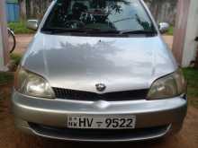 Toyota Platz 2000 Car