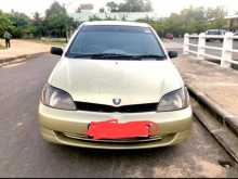 Toyota Platz 2000 Car